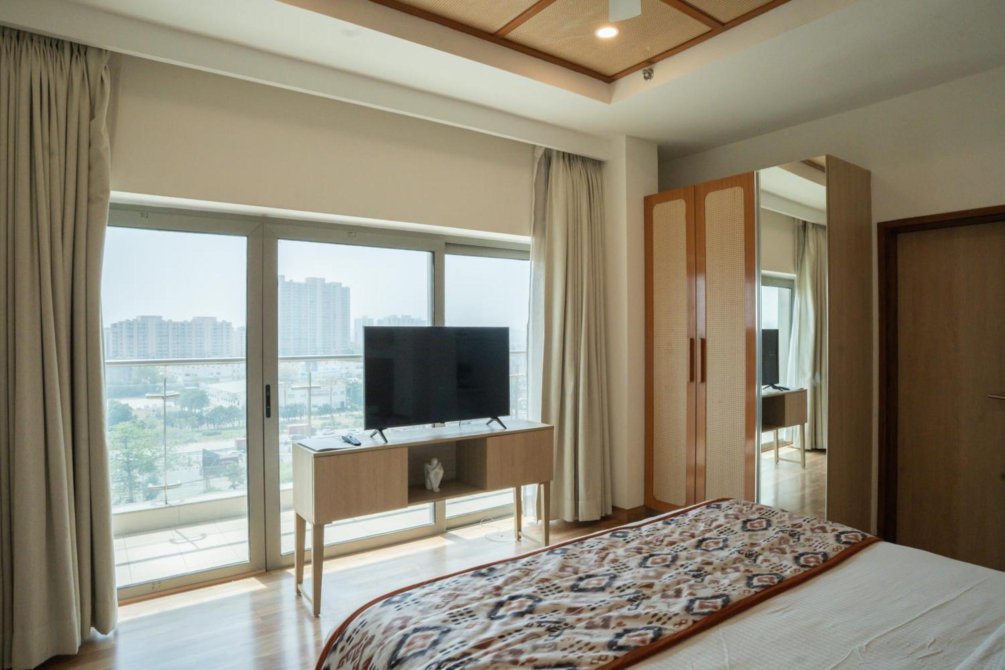 Ar Suites Klj Square Gurgaon Exteriör bild