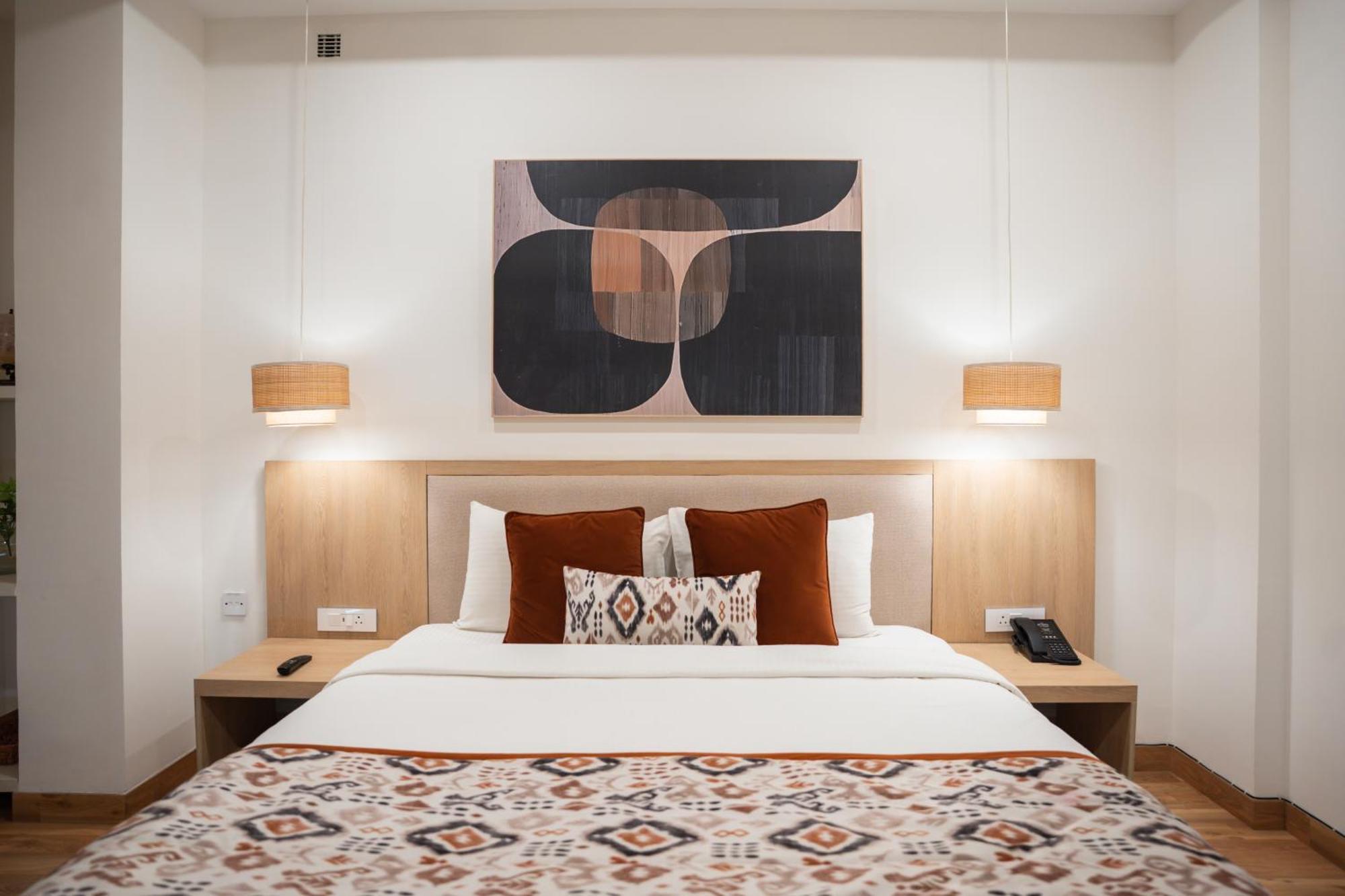 Ar Suites Klj Square Gurgaon Exteriör bild