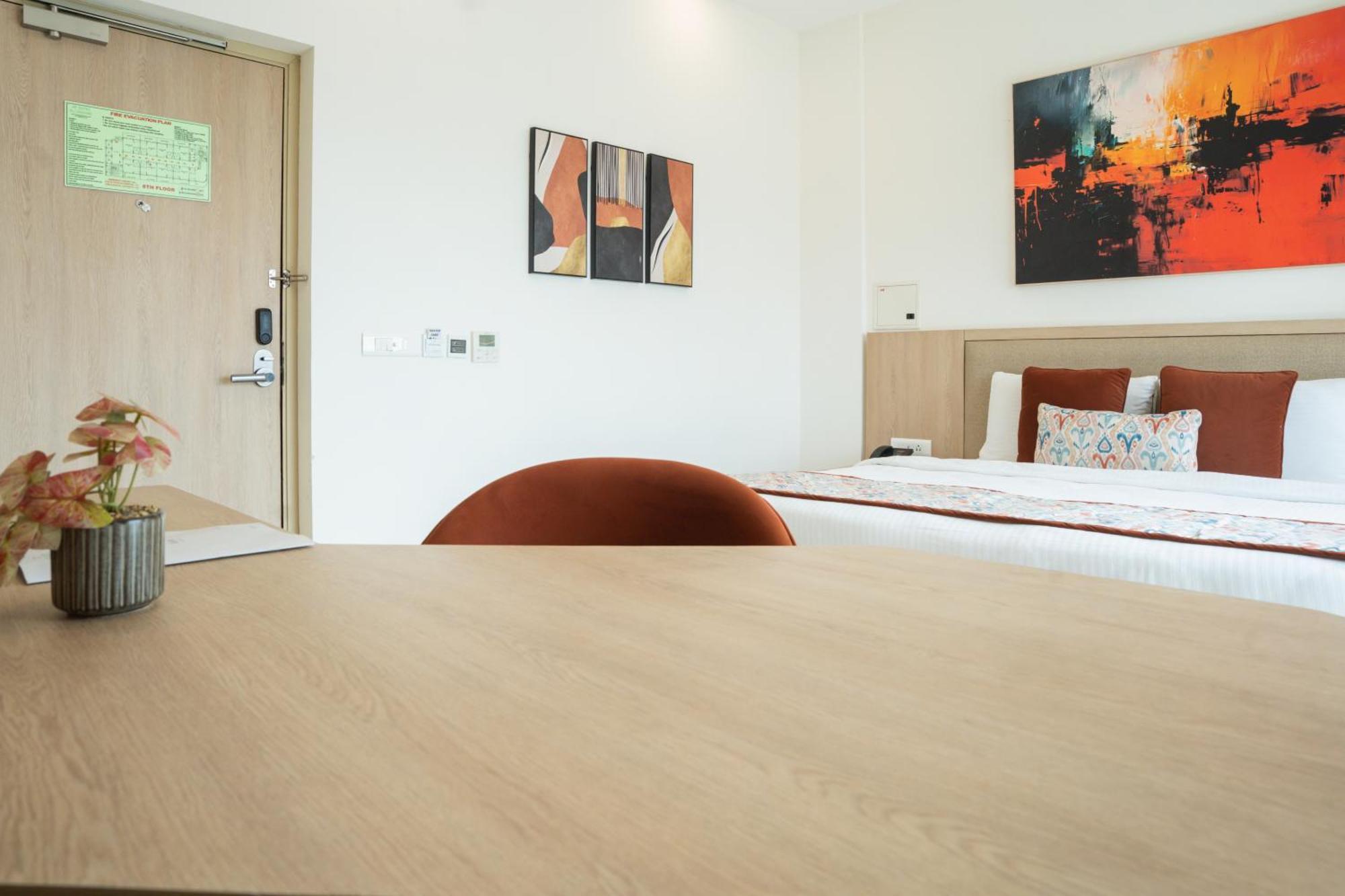 Ar Suites Klj Square Gurgaon Exteriör bild