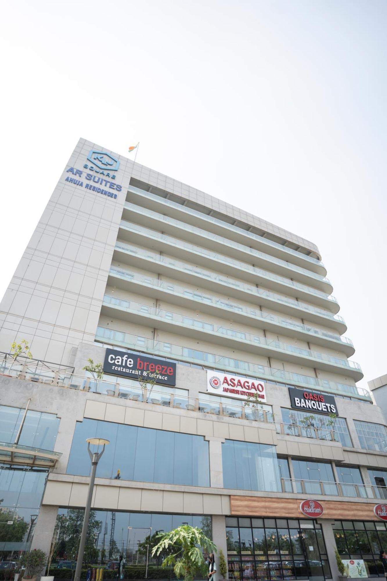 Ar Suites Klj Square Gurgaon Exteriör bild